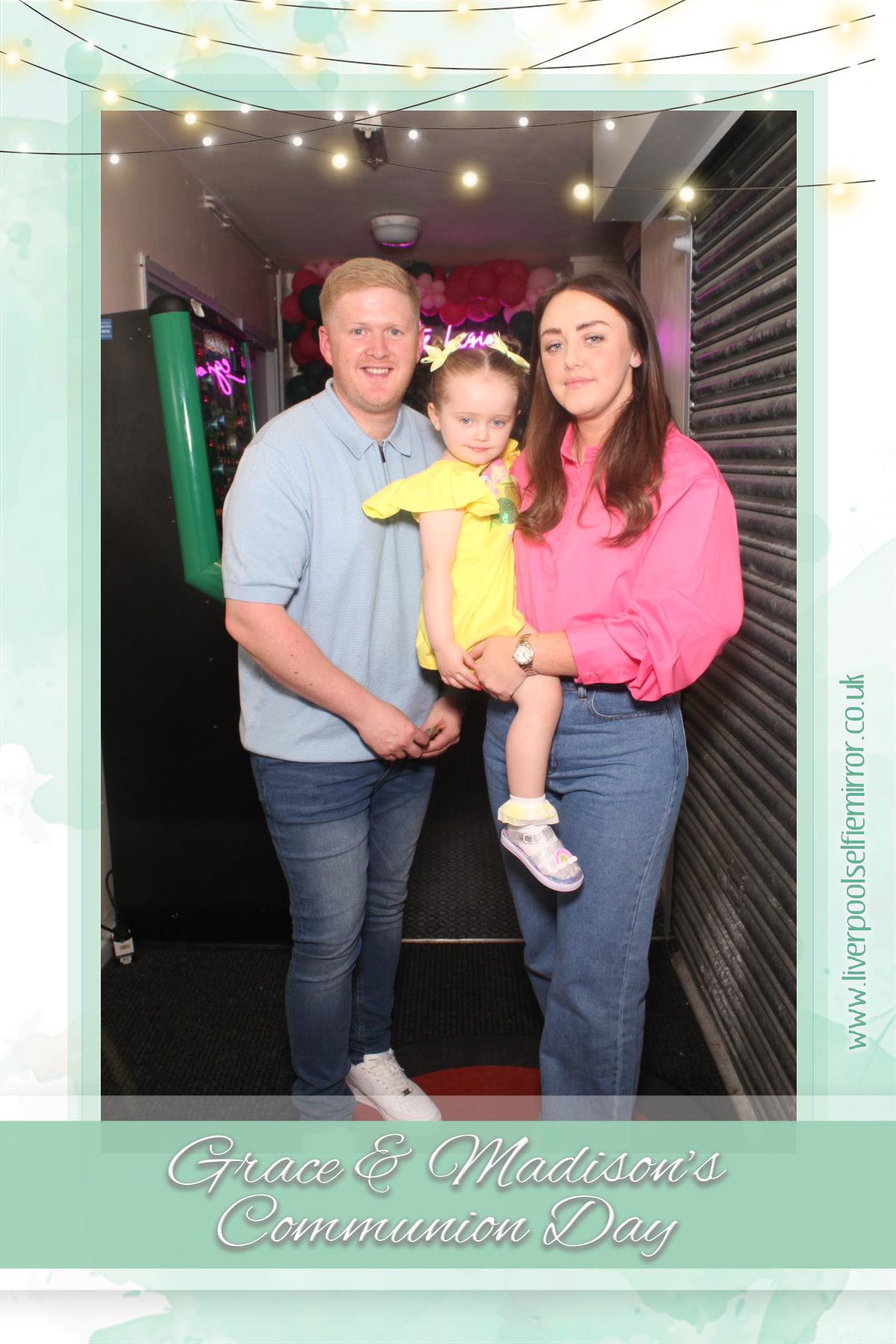 Madison & Grace's Communion | View more photos from the event at gallery.liverpoolselfiemirror.co.uk/u/LiverpoolSelfieMirror/Madison-Graces-Communion