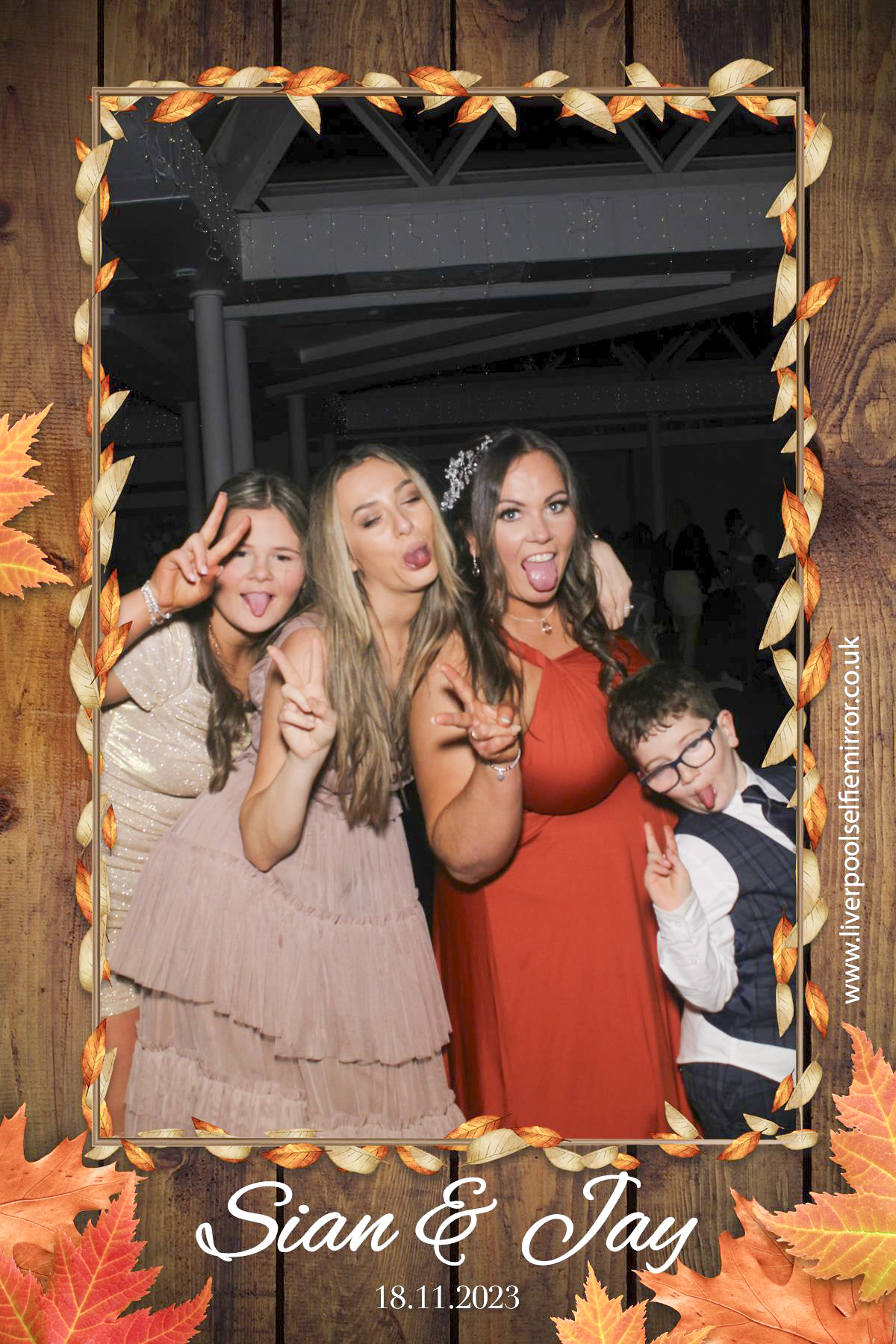 Sian & Jay's Wedding | View more photos from the event at gallery.liverpoolselfiemirror.co.uk/u/LiverpoolSelfieMirror/Sian-Jays-Wedding
