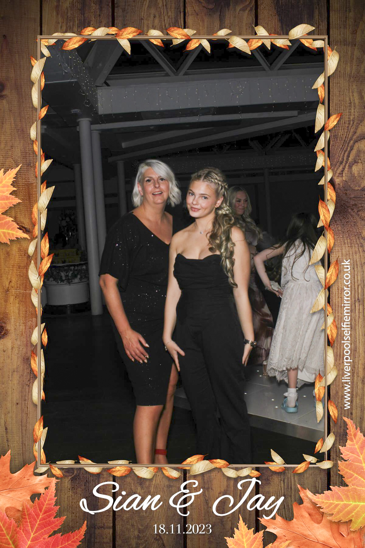 Sian & Jay's Wedding | View more photos from the event at gallery.liverpoolselfiemirror.co.uk/u/LiverpoolSelfieMirror/Sian-Jays-Wedding