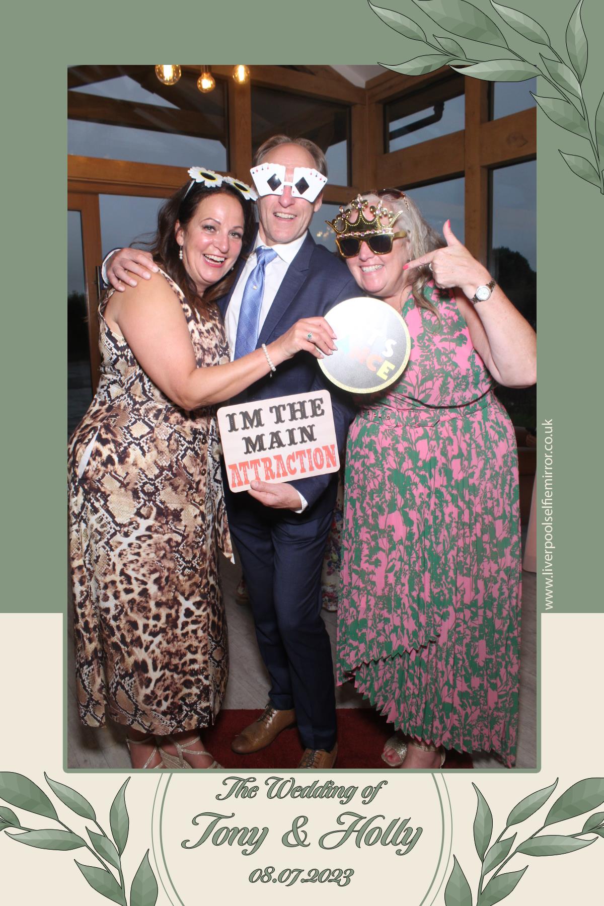 Tony & Holly's Wedding | View more photos from the event at gallery.liverpoolselfiemirror.co.uk/u/LiverpoolSelfieMirror/Tony-Hollys-Wedding