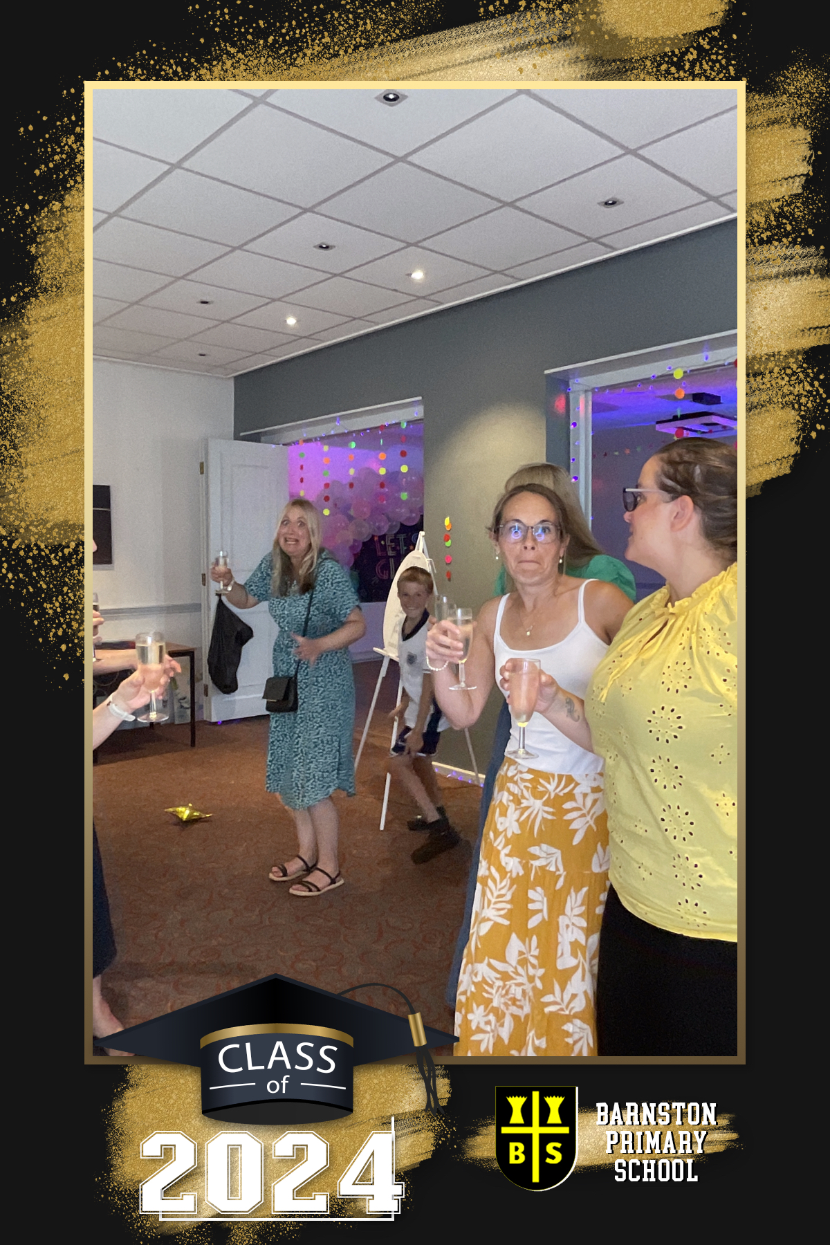 Barnston School Year 6 Leavers Party | View more photos from the event at gallery.liverpoolselfiemirror.co.uk/u/LiverpoolSelfieMirror/Barnston-School-Year-6-Leavers-Party