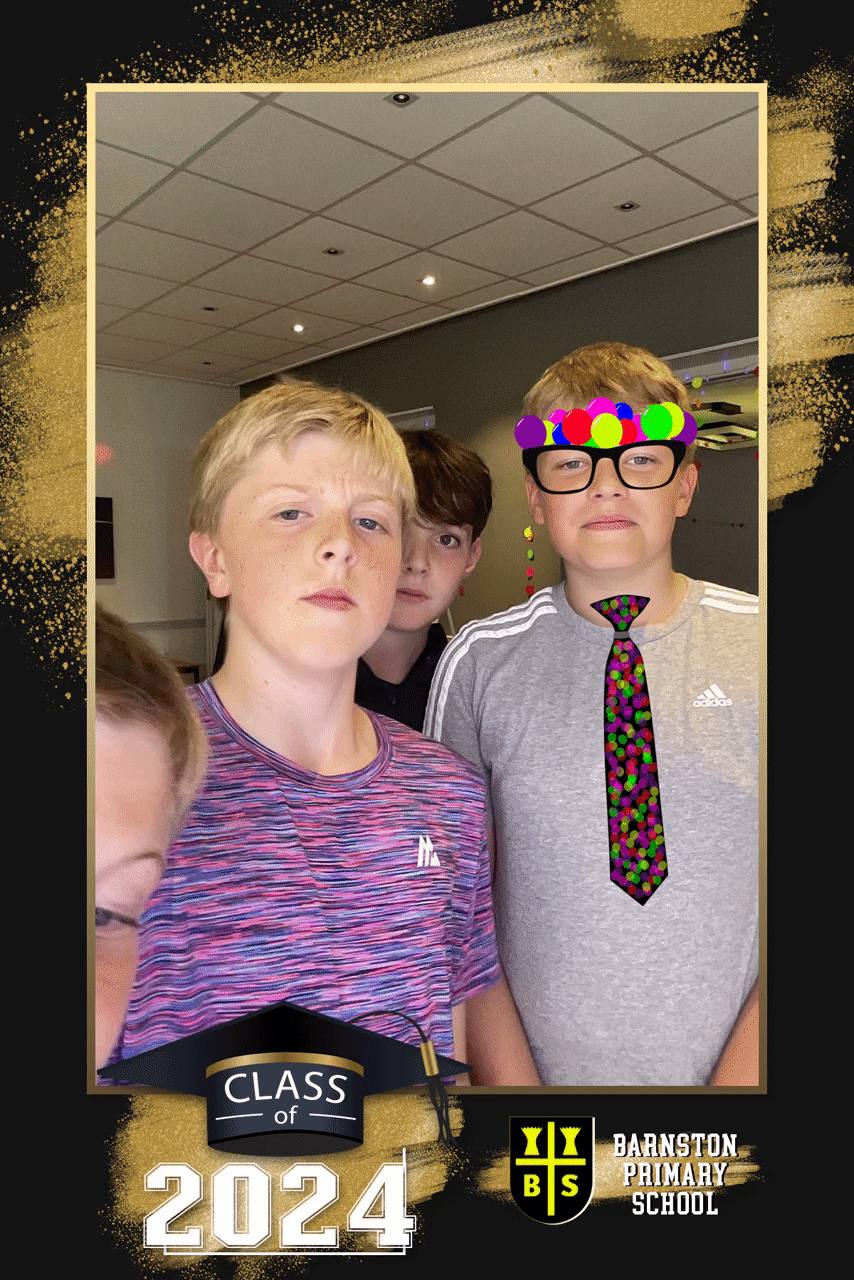 Barnston School Year 6 Leavers Party | View more photos from the event at gallery.liverpoolselfiemirror.co.uk/u/LiverpoolSelfieMirror/Barnston-School-Year-6-Leavers-Party