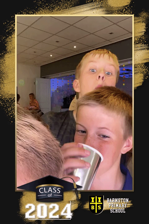 Barnston School Year 6 Leavers Party | View more photos from the event at gallery.liverpoolselfiemirror.co.uk/u/LiverpoolSelfieMirror/Barnston-School-Year-6-Leavers-Party