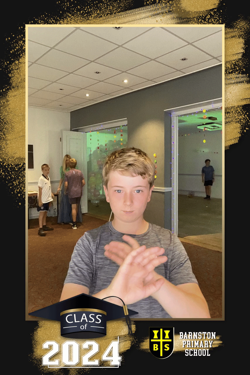 Barnston School Year 6 Leavers Party | View more photos from the event at gallery.liverpoolselfiemirror.co.uk/u/LiverpoolSelfieMirror/Barnston-School-Year-6-Leavers-Party