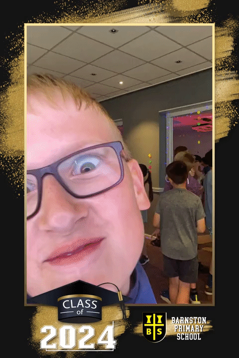 Barnston School Year 6 Leavers Party | View more photos from the event at gallery.liverpoolselfiemirror.co.uk/u/LiverpoolSelfieMirror/Barnston-School-Year-6-Leavers-Party