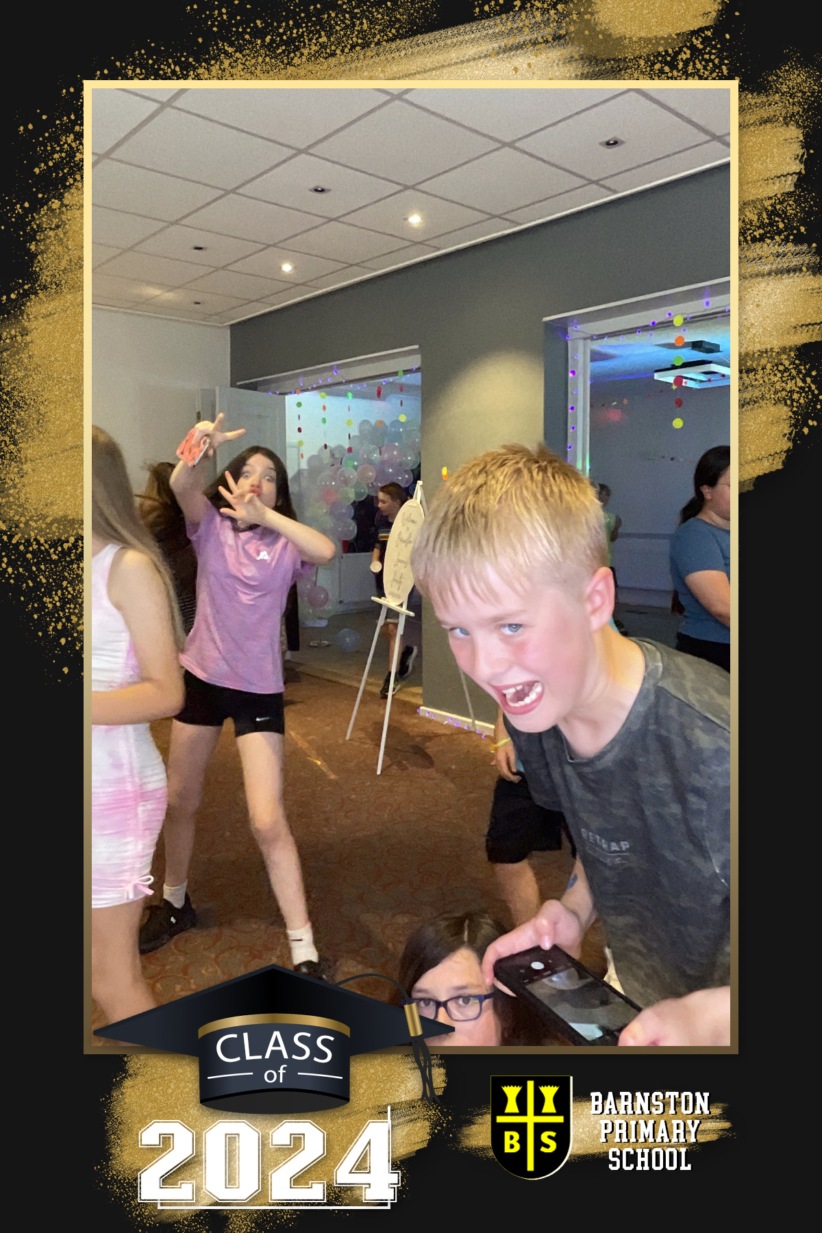 Barnston School Year 6 Leavers Party | View more photos from the event at gallery.liverpoolselfiemirror.co.uk/u/LiverpoolSelfieMirror/Barnston-School-Year-6-Leavers-Party