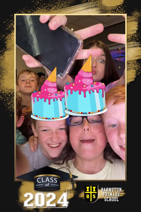 Barnston School Year 6 Leavers Party | View more photos from the event at gallery.liverpoolselfiemirror.co.uk/u/LiverpoolSelfieMirror/Barnston-School-Year-6-Leavers-Party