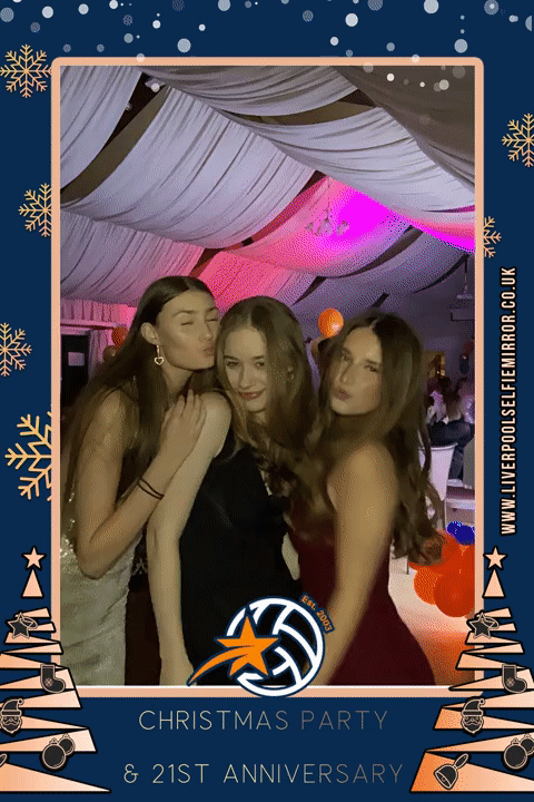 Chesterfield Community Netball Club Xmas Party | View more photos from the event at gallery.liverpoolselfiemirror.co.uk/u/LiverpoolSelfieMirror/Chesterfield-Community-Netball-Club-Xmas-Party