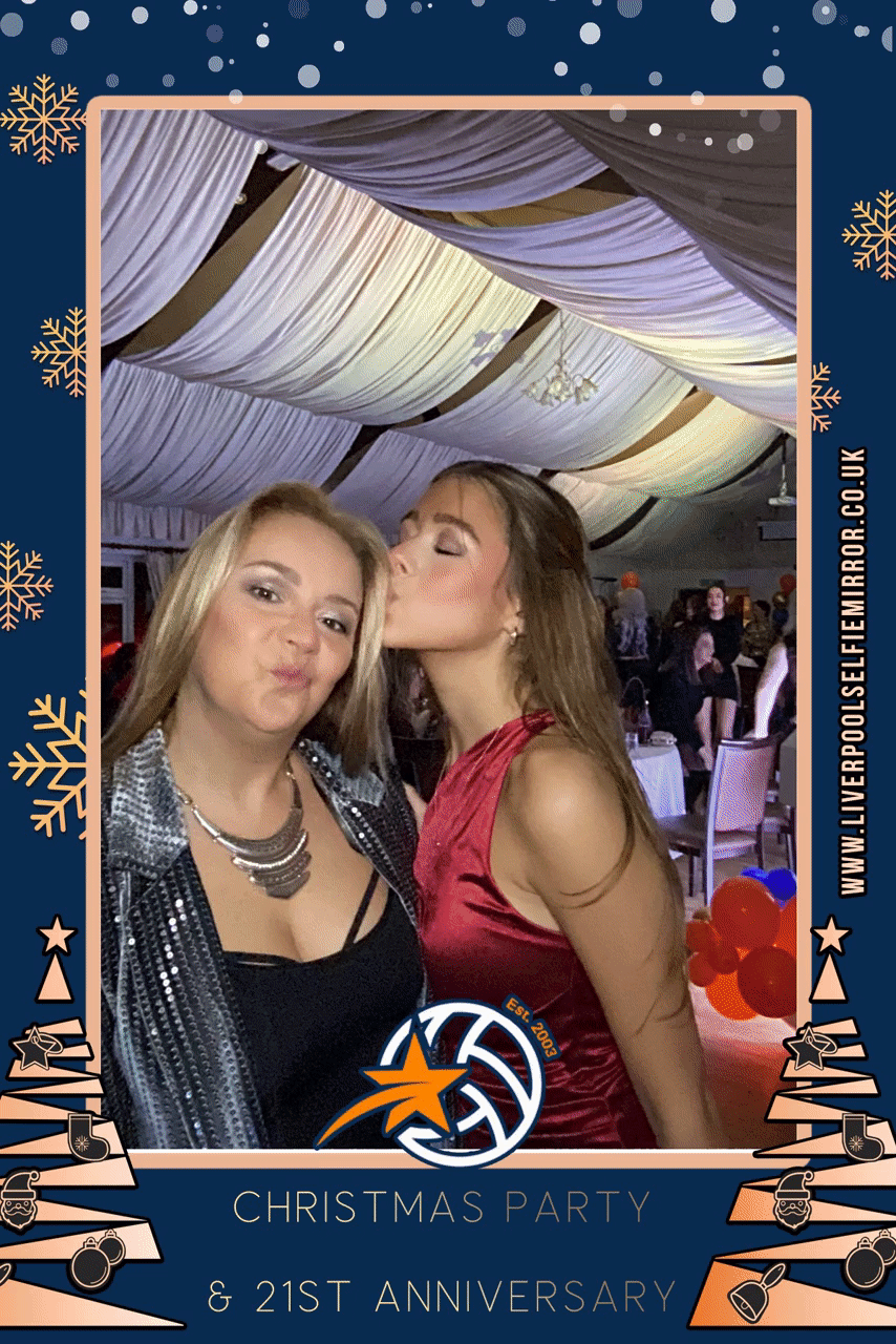 Chesterfield Community Netball Club Xmas Party | View more photos from the event at gallery.liverpoolselfiemirror.co.uk/u/LiverpoolSelfieMirror/Chesterfield-Community-Netball-Club-Xmas-Party