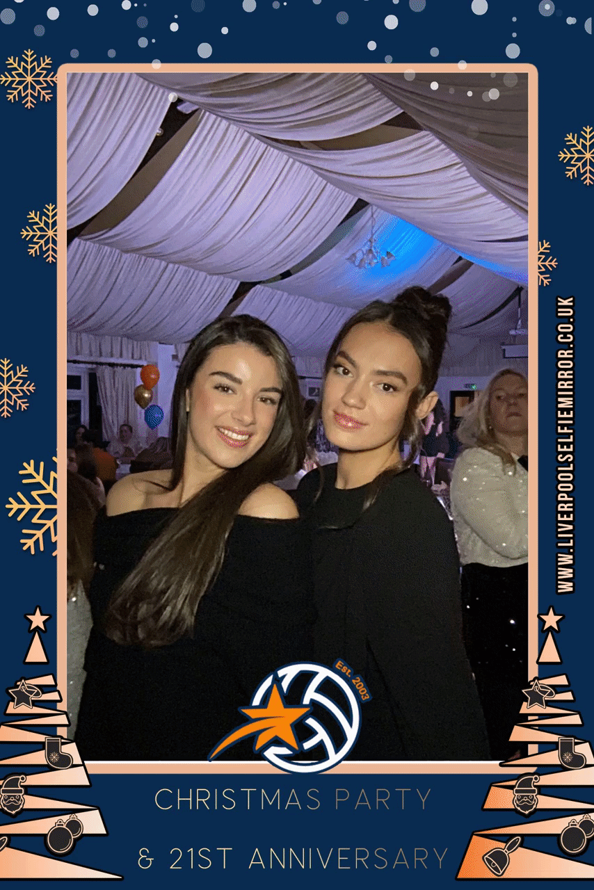 Chesterfield Community Netball Club Xmas Party | View more photos from the event at gallery.liverpoolselfiemirror.co.uk/u/LiverpoolSelfieMirror/Chesterfield-Community-Netball-Club-Xmas-Party
