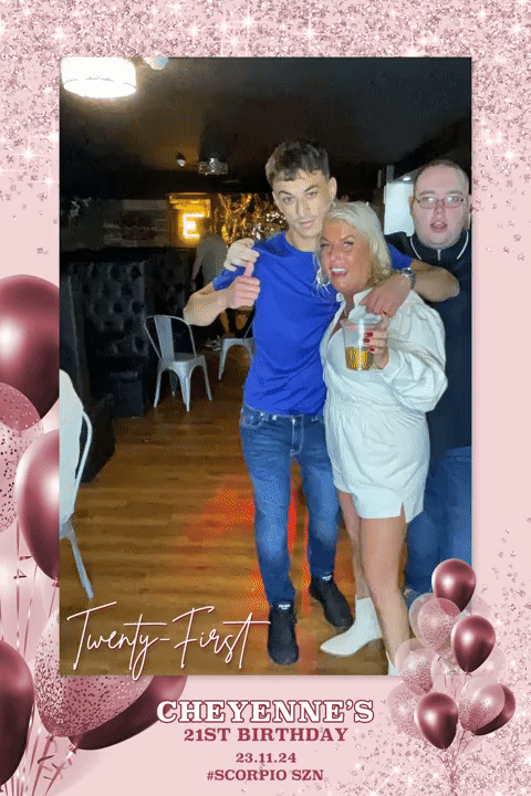 Cheyenne's 21st Birthday | View more photos from the event at gallery.liverpoolselfiemirror.co.uk/u/LiverpoolSelfieMirror/Cheyennes-21st-Birthday