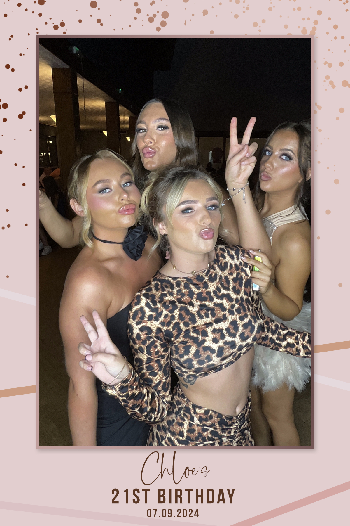 Chloe's 21st Birthday | View more photos from the event at gallery.liverpoolselfiemirror.co.uk/u/LiverpoolSelfieMirror/Chloes-21st-Birthday