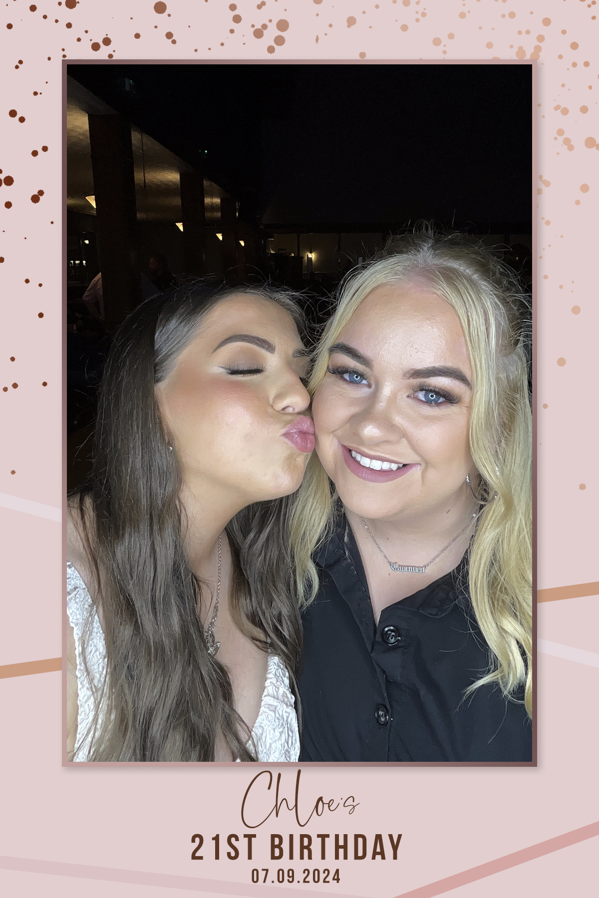 Chloe's 21st Birthday | View more photos from the event at gallery.liverpoolselfiemirror.co.uk/u/LiverpoolSelfieMirror/Chloes-21st-Birthday