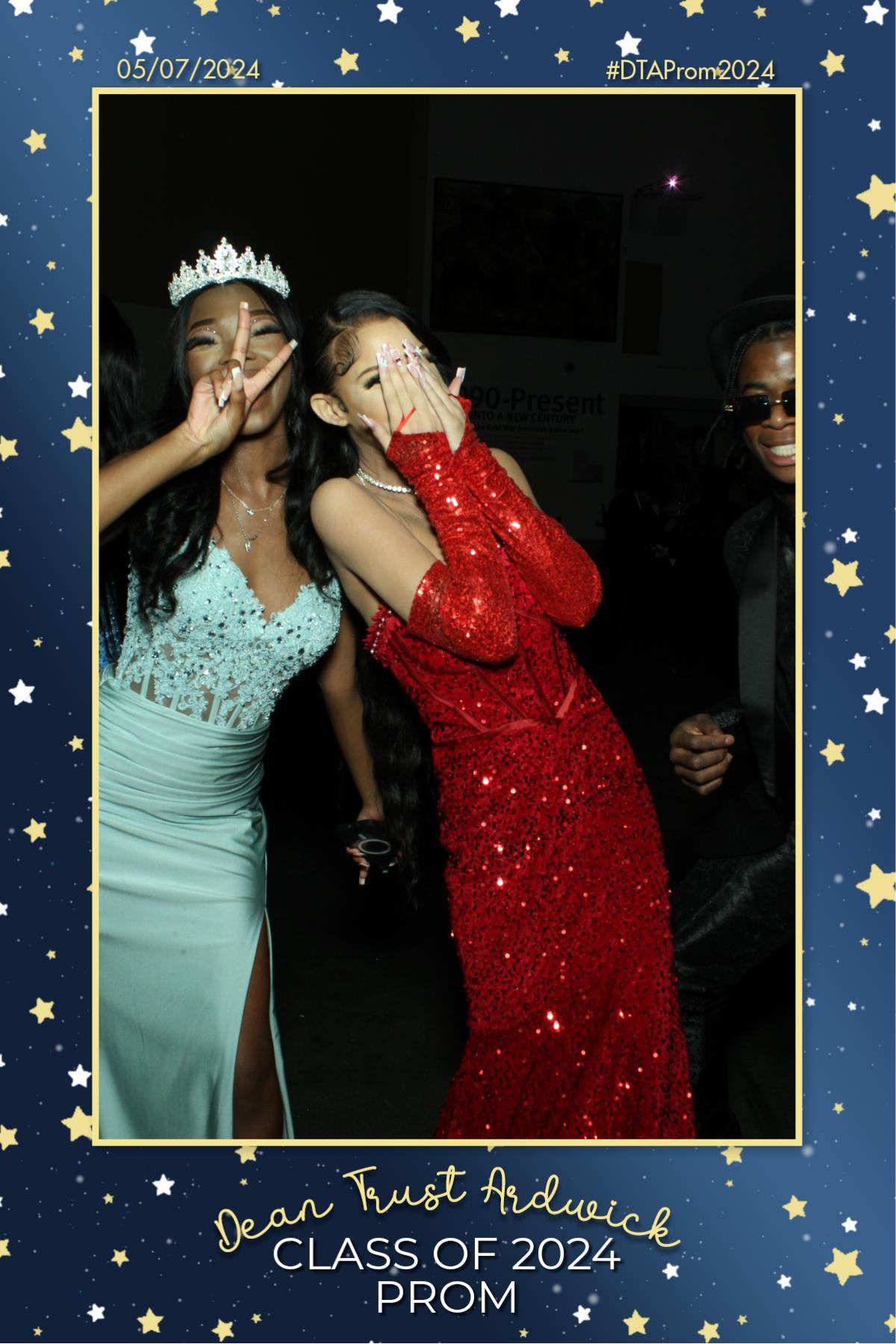 Class of 2024 Year 11 Prom | View more photos from the event at gallery.liverpoolselfiemirror.co.uk/u/LiverpoolSelfieMirror/Class-of-2024-Year-11-Prom