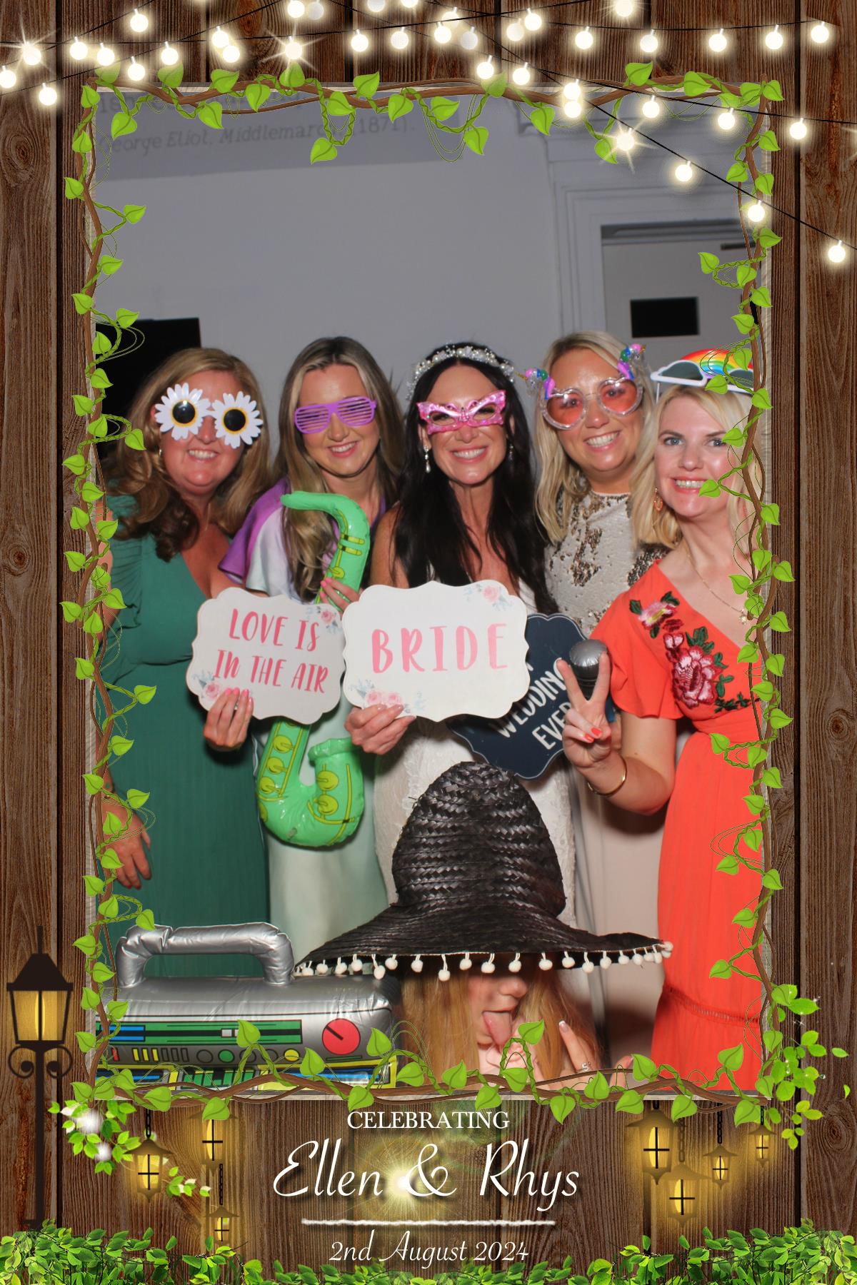 Ellen & Rhys' Wedding | View more photos from the event at gallery.liverpoolselfiemirror.co.uk/u/LiverpoolSelfieMirror/Ellen-Rhys-Wedding