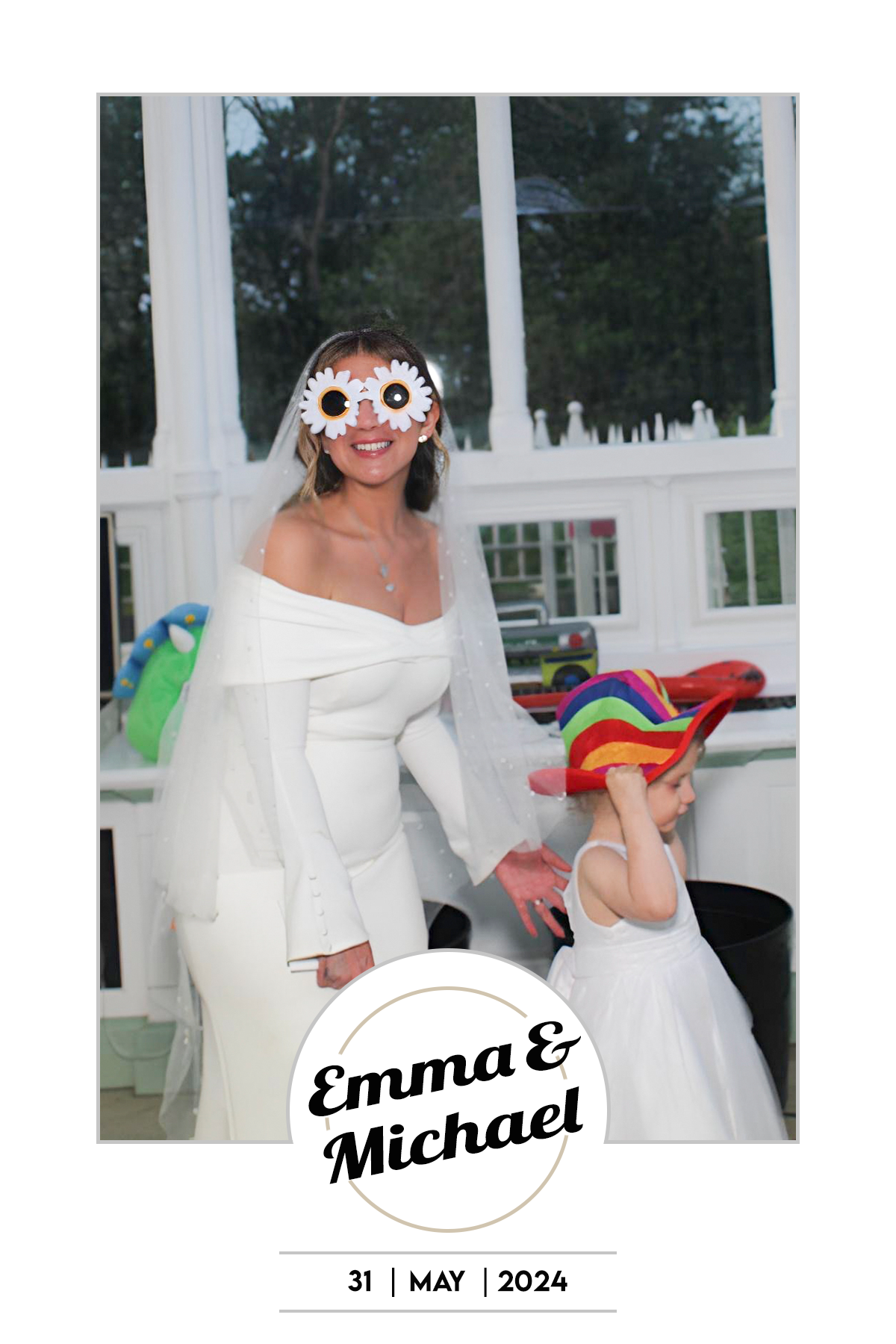 Emma & Michael's Wedding | View more photos from the event at gallery.liverpoolselfiemirror.co.uk/u/LiverpoolSelfieMirror/Emma-Michaels-Wedding-0