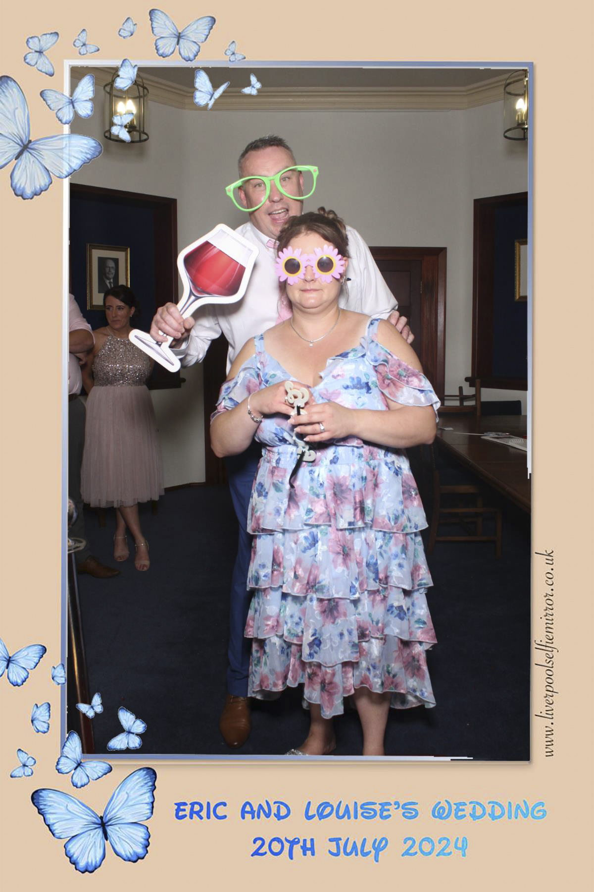 Eric & Louise's Wedding | View more photos from the event at gallery.liverpoolselfiemirror.co.uk/u/LiverpoolSelfieMirror/Eric-Louises-Wedding