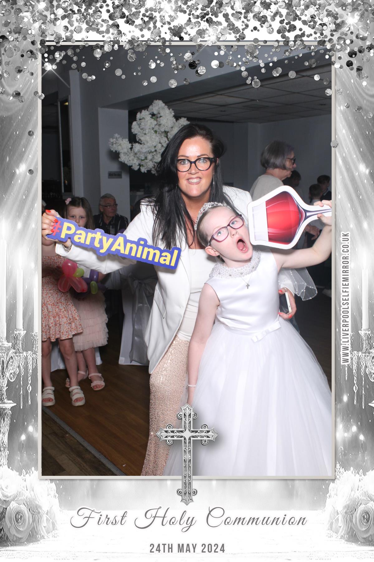 First Holy Communion | View more photos from the event at gallery.liverpoolselfiemirror.co.uk/u/LiverpoolSelfieMirror/First-Holy-Communion