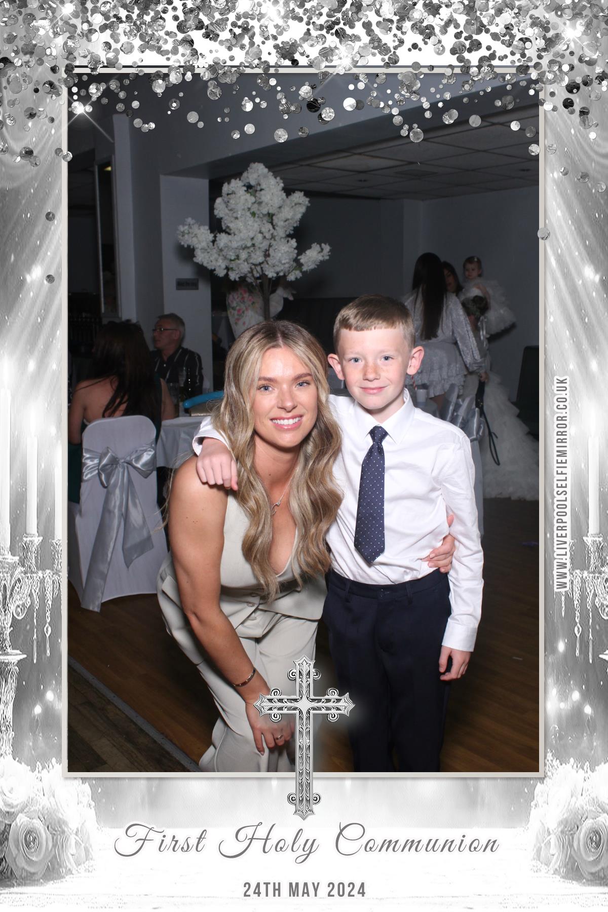 First Holy Communion | View more photos from the event at gallery.liverpoolselfiemirror.co.uk/u/LiverpoolSelfieMirror/First-Holy-Communion