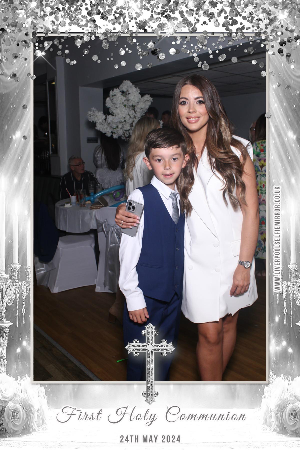 First Holy Communion | View more photos from the event at gallery.liverpoolselfiemirror.co.uk/u/LiverpoolSelfieMirror/First-Holy-Communion