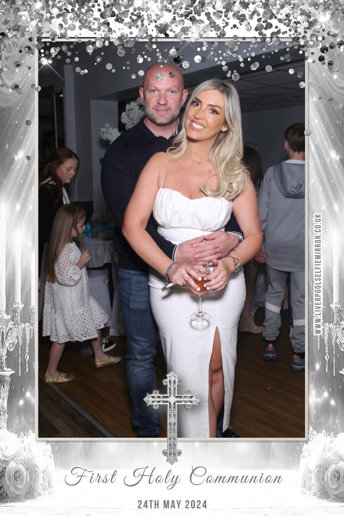 First Holy Communion | View more photos from the event at gallery.liverpoolselfiemirror.co.uk/u/LiverpoolSelfieMirror/First-Holy-Communion