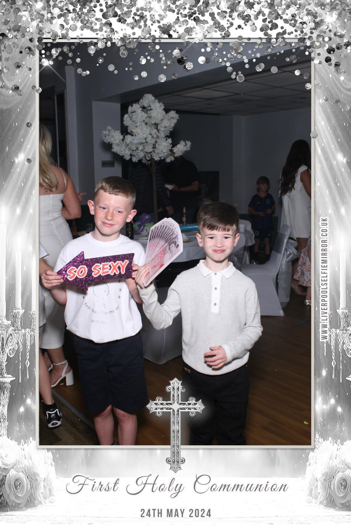 First Holy Communion | View more photos from the event at gallery.liverpoolselfiemirror.co.uk/u/LiverpoolSelfieMirror/First-Holy-Communion