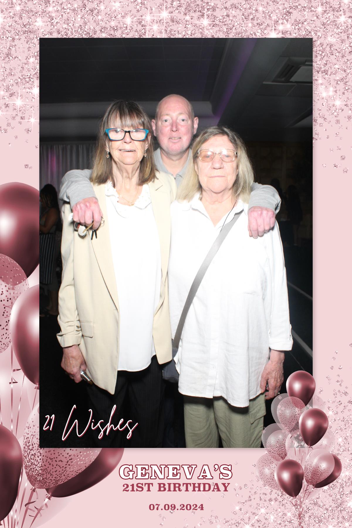 Geneva's 21st Birthday | View more photos from the event at gallery.liverpoolselfiemirror.co.uk/u/LiverpoolSelfieMirror/Genevas-21st-Birthday