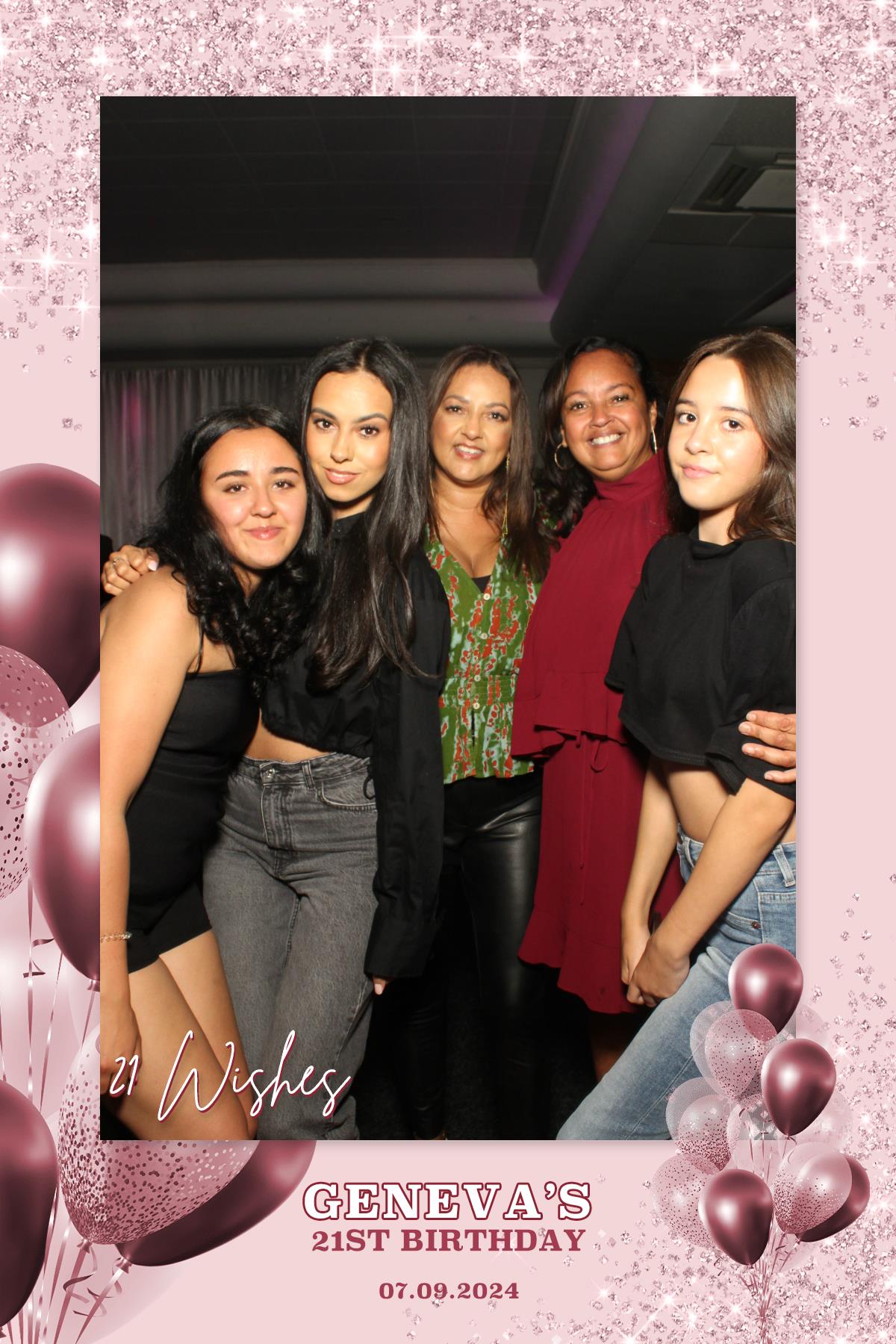 Geneva's 21st Birthday | View more photos from the event at gallery.liverpoolselfiemirror.co.uk/u/LiverpoolSelfieMirror/Genevas-21st-Birthday