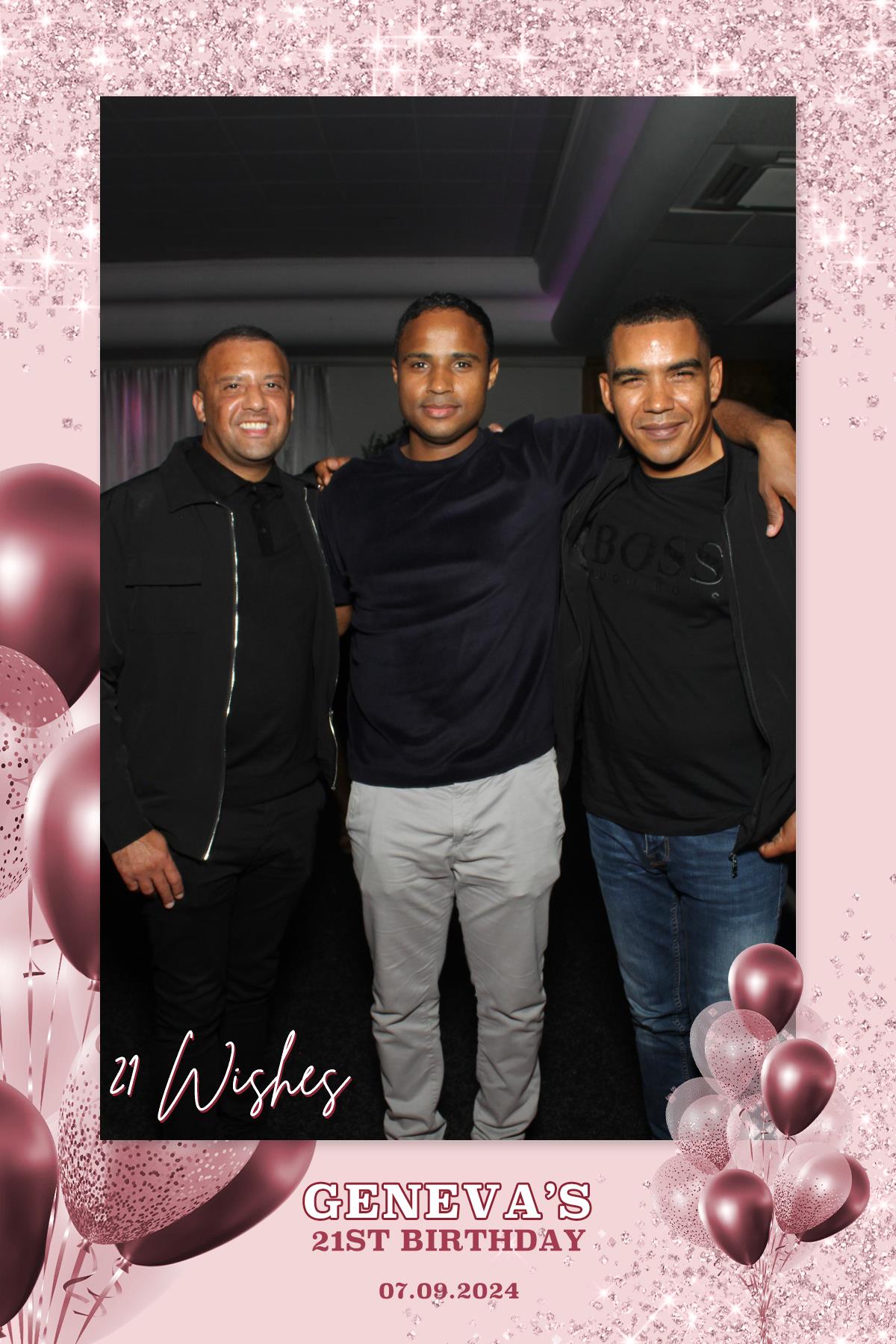 Geneva's 21st Birthday | View more photos from the event at gallery.liverpoolselfiemirror.co.uk/u/LiverpoolSelfieMirror/Genevas-21st-Birthday