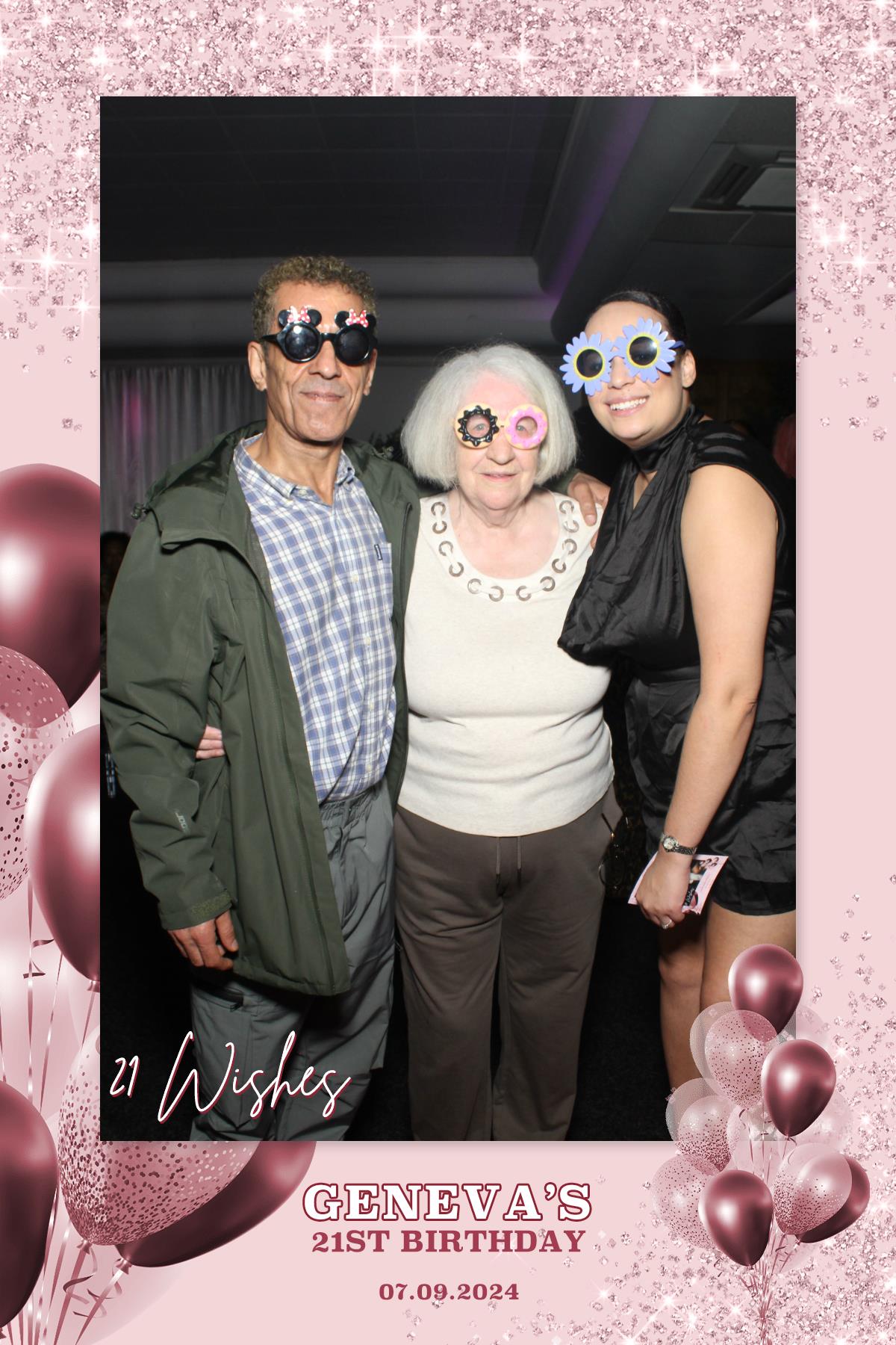 Geneva's 21st Birthday | View more photos from the event at gallery.liverpoolselfiemirror.co.uk/u/LiverpoolSelfieMirror/Genevas-21st-Birthday