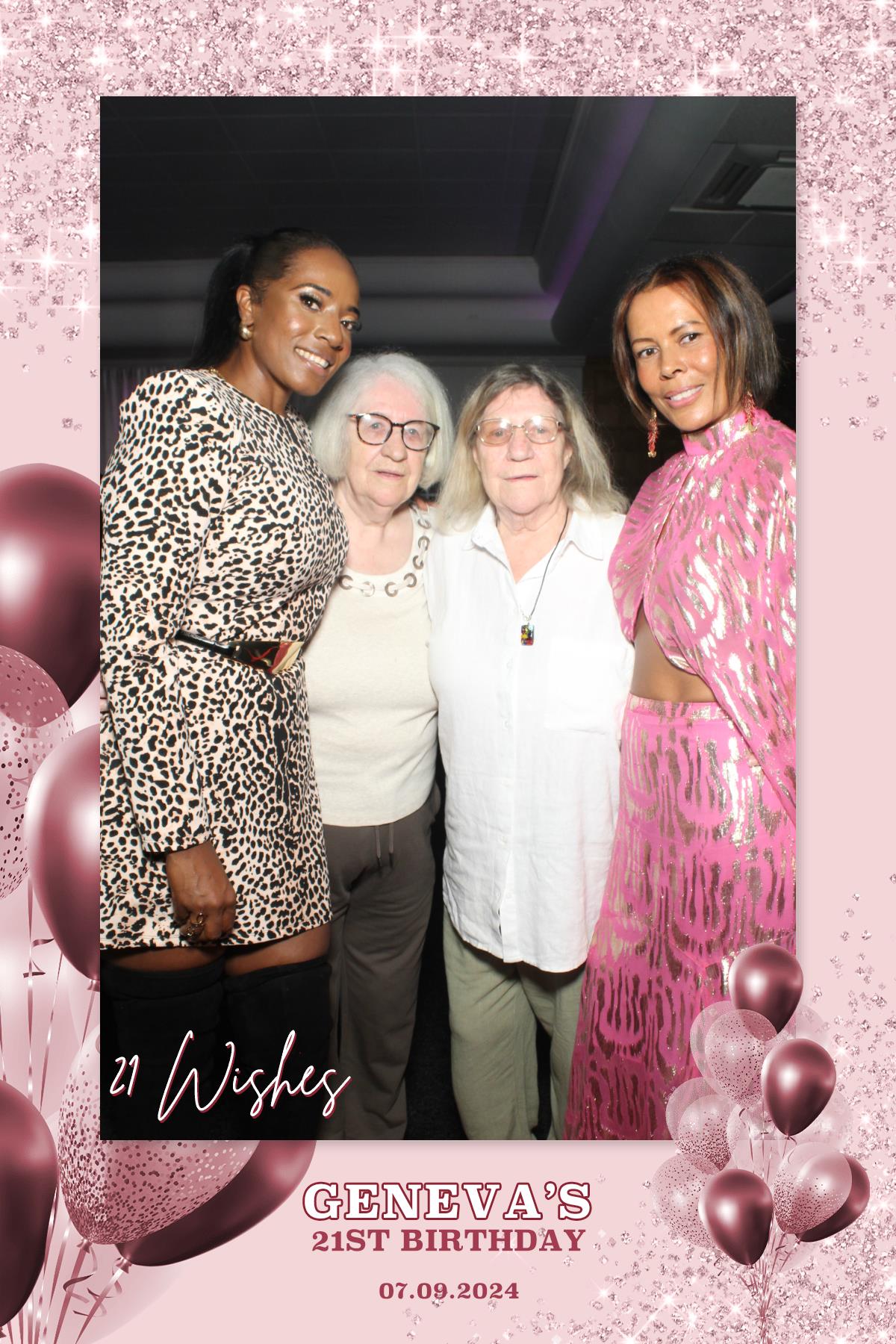 Geneva's 21st Birthday | View more photos from the event at gallery.liverpoolselfiemirror.co.uk/u/LiverpoolSelfieMirror/Genevas-21st-Birthday