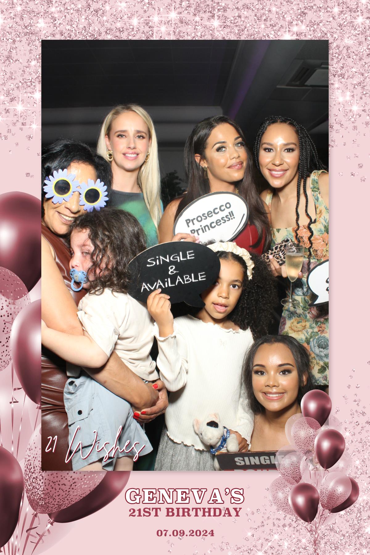 Geneva's 21st Birthday | View more photos from the event at gallery.liverpoolselfiemirror.co.uk/u/LiverpoolSelfieMirror/Genevas-21st-Birthday