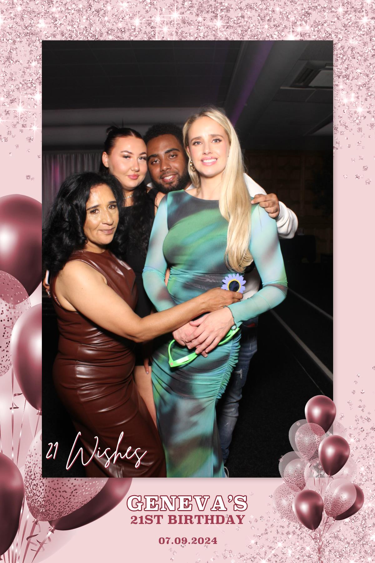 Geneva's 21st Birthday | View more photos from the event at gallery.liverpoolselfiemirror.co.uk/u/LiverpoolSelfieMirror/Genevas-21st-Birthday