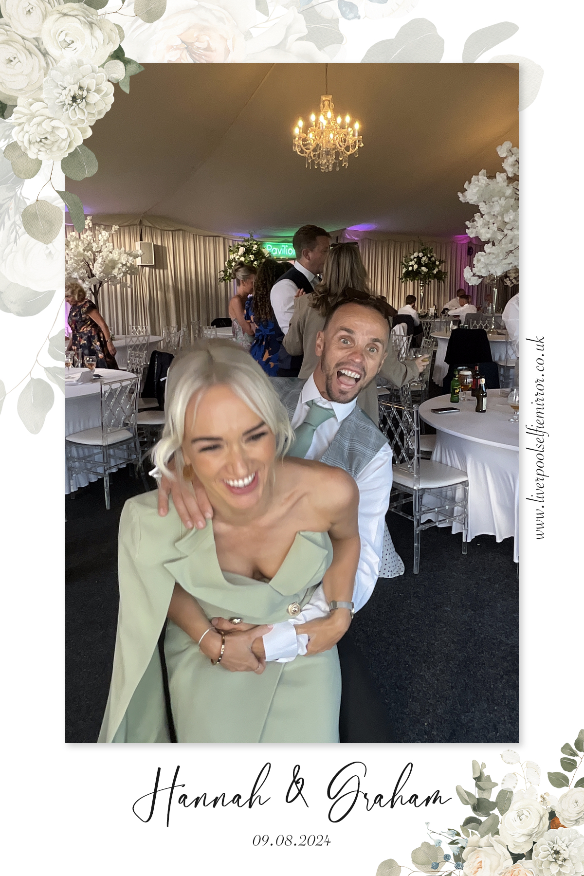 Hannah & Graham's Wedding | View more photos from the event at gallery.liverpoolselfiemirror.co.uk/u/LiverpoolSelfieMirror/Hannah-Grahams-Wedding