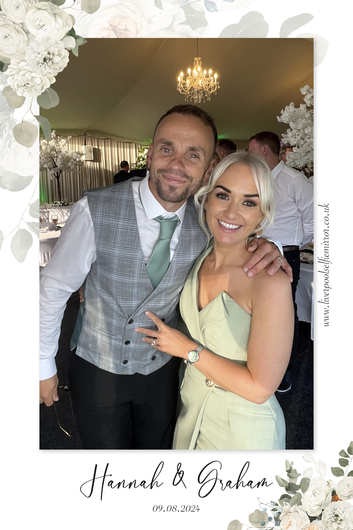 Hannah & Graham's Wedding | View more photos from the event at gallery.liverpoolselfiemirror.co.uk/u/LiverpoolSelfieMirror/Hannah-Grahams-Wedding