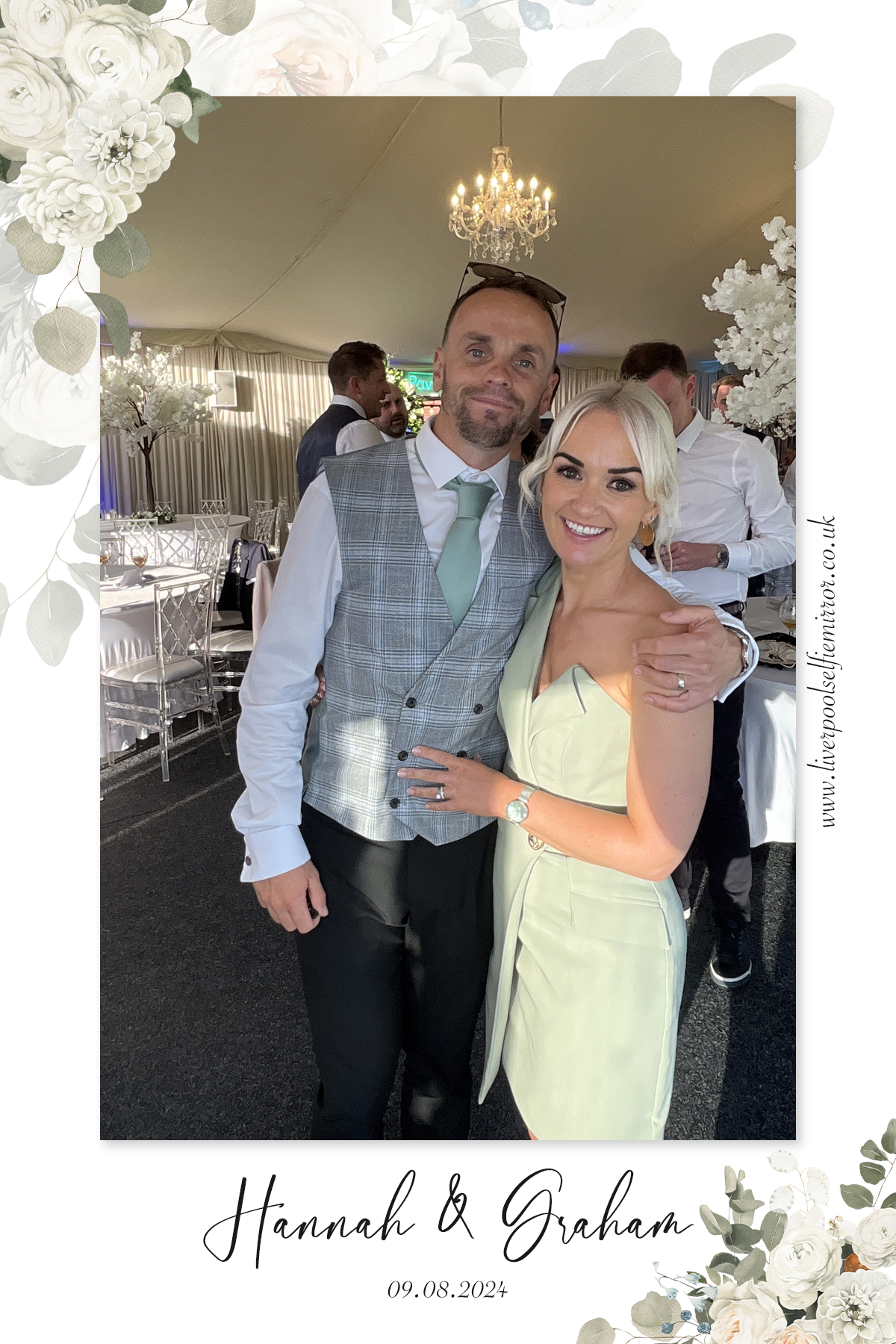 Hannah & Graham's Wedding | View more photos from the event at gallery.liverpoolselfiemirror.co.uk/u/LiverpoolSelfieMirror/Hannah-Grahams-Wedding