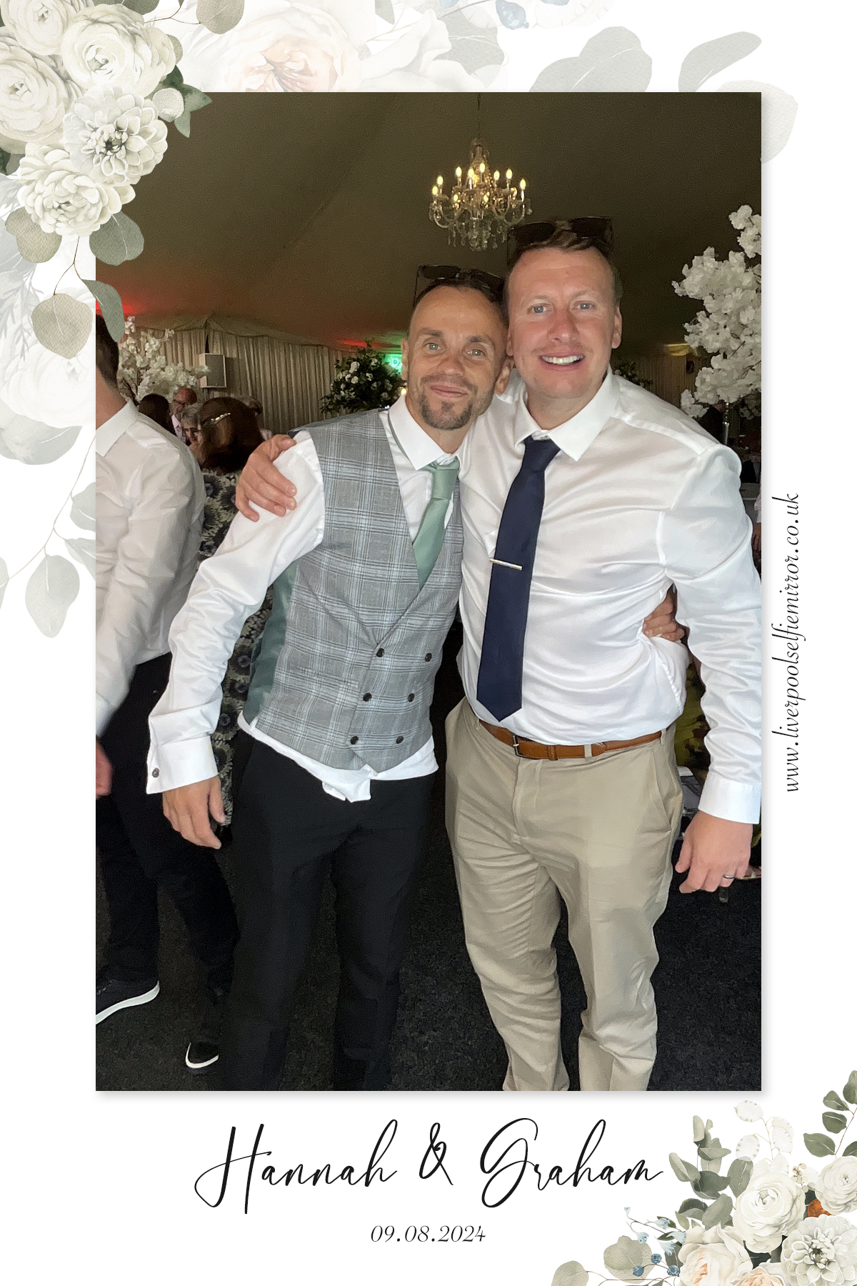 Hannah & Graham's Wedding | View more photos from the event at gallery.liverpoolselfiemirror.co.uk/u/LiverpoolSelfieMirror/Hannah-Grahams-Wedding