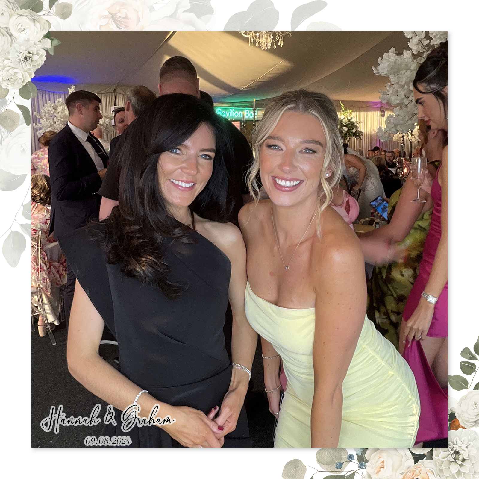 Hannah & Graham's Wedding | View more photos from the event at gallery.liverpoolselfiemirror.co.uk/u/LiverpoolSelfieMirror/Hannah-Grahams-Wedding