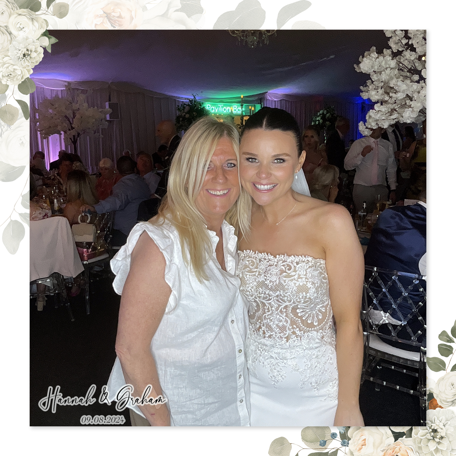 Hannah & Graham's Wedding | View more photos from the event at gallery.liverpoolselfiemirror.co.uk/u/LiverpoolSelfieMirror/Hannah-Grahams-Wedding