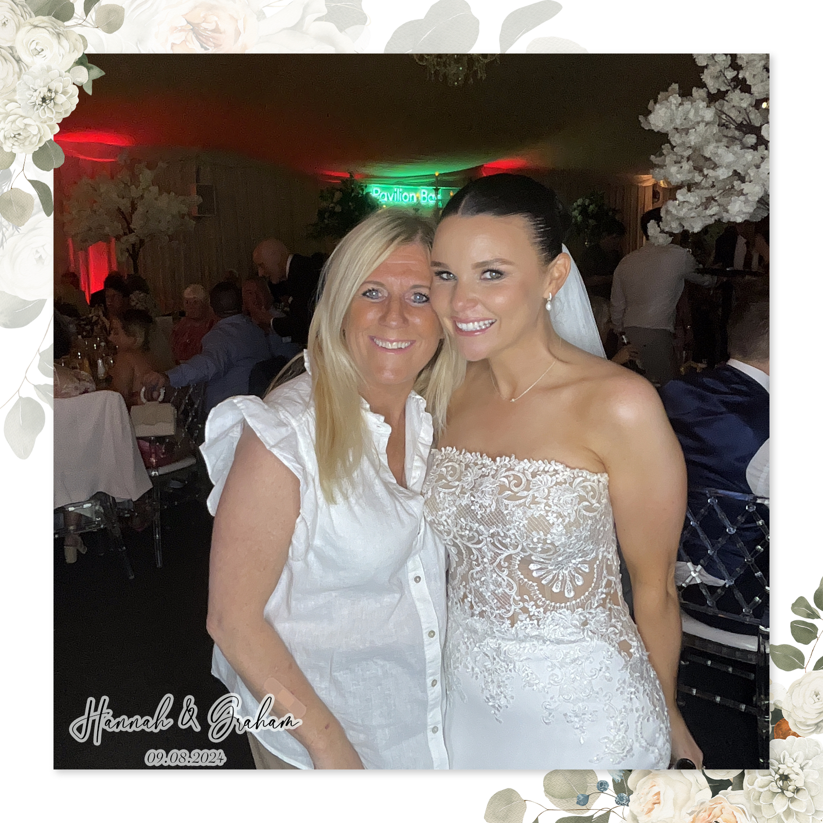 Hannah & Graham's Wedding | View more photos from the event at gallery.liverpoolselfiemirror.co.uk/u/LiverpoolSelfieMirror/Hannah-Grahams-Wedding