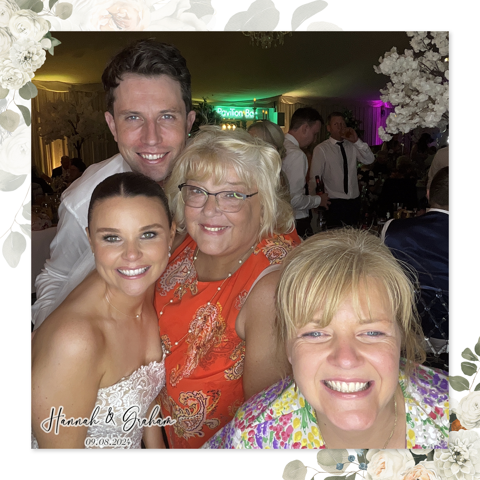 Hannah & Graham's Wedding | View more photos from the event at gallery.liverpoolselfiemirror.co.uk/u/LiverpoolSelfieMirror/Hannah-Grahams-Wedding