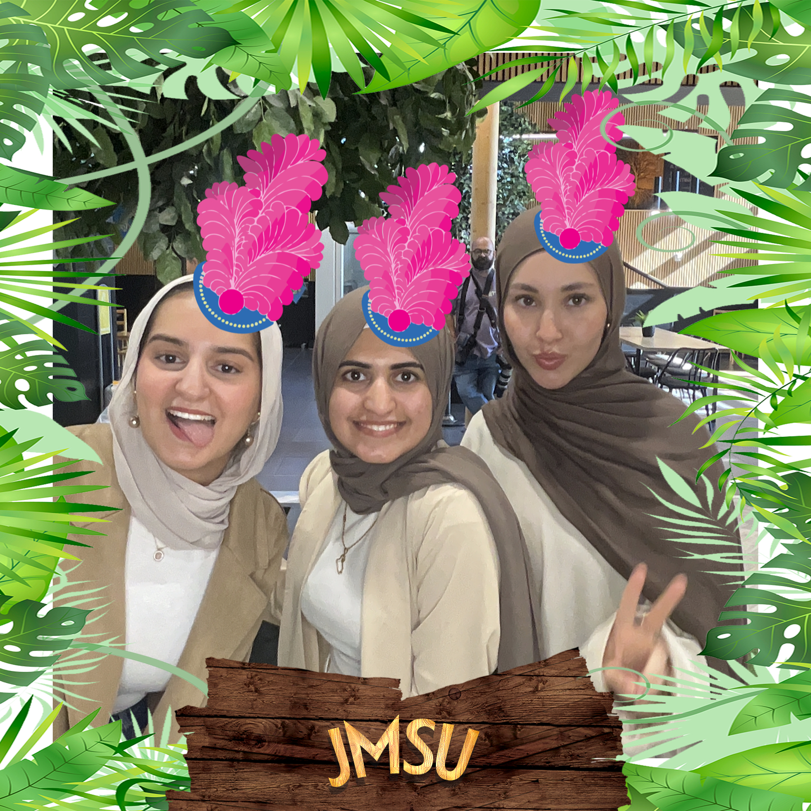 JMSU Freshers - Jungle Event | View more photos from the event at gallery.liverpoolselfiemirror.co.uk/u/LiverpoolSelfieMirror/JMSU-Freshers-Jungle-Event