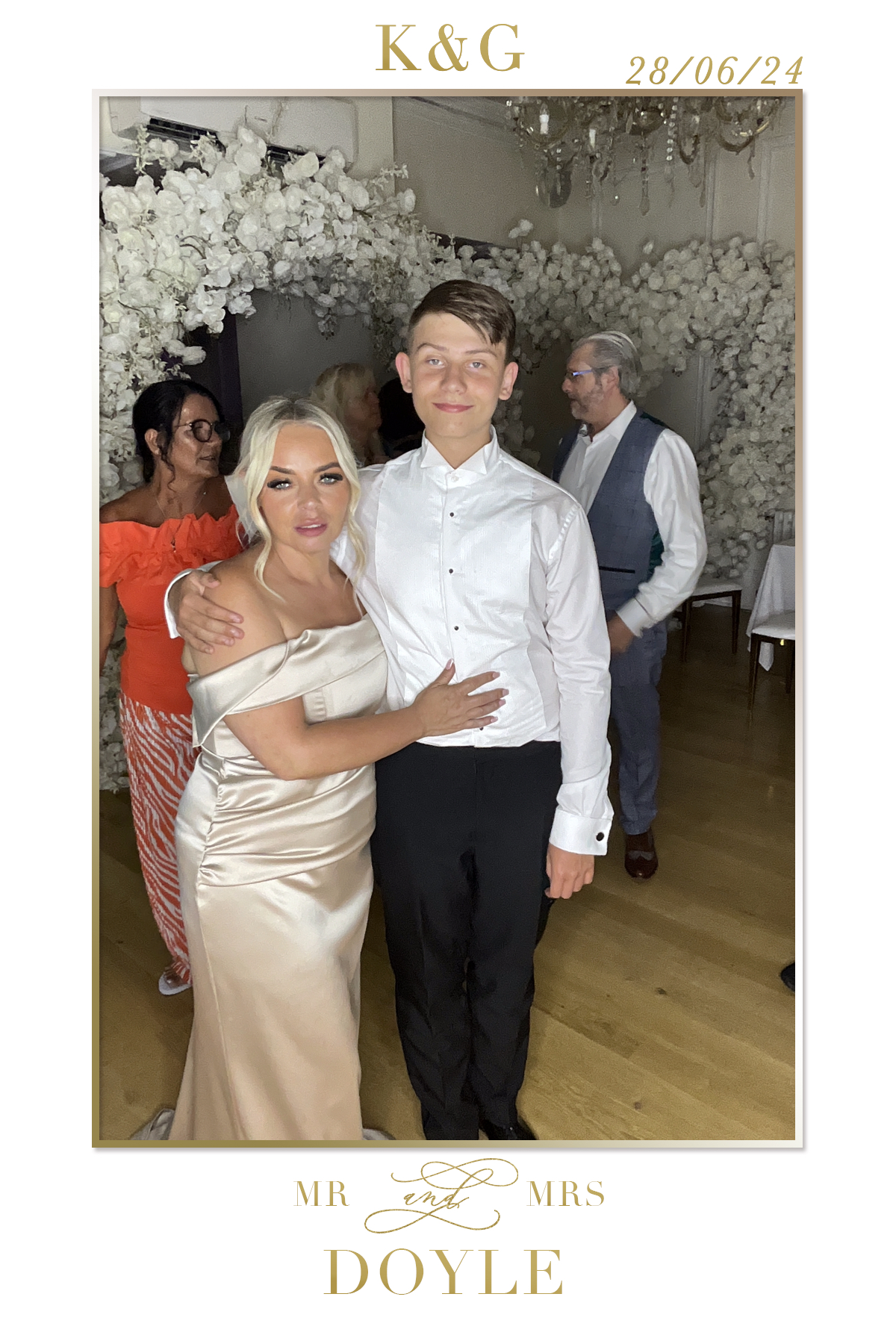 Kayleigh & Gary's Wedding | View more photos from the event at gallery.liverpoolselfiemirror.co.uk/u/LiverpoolSelfieMirror/Kayleigh-Garys-Wedding