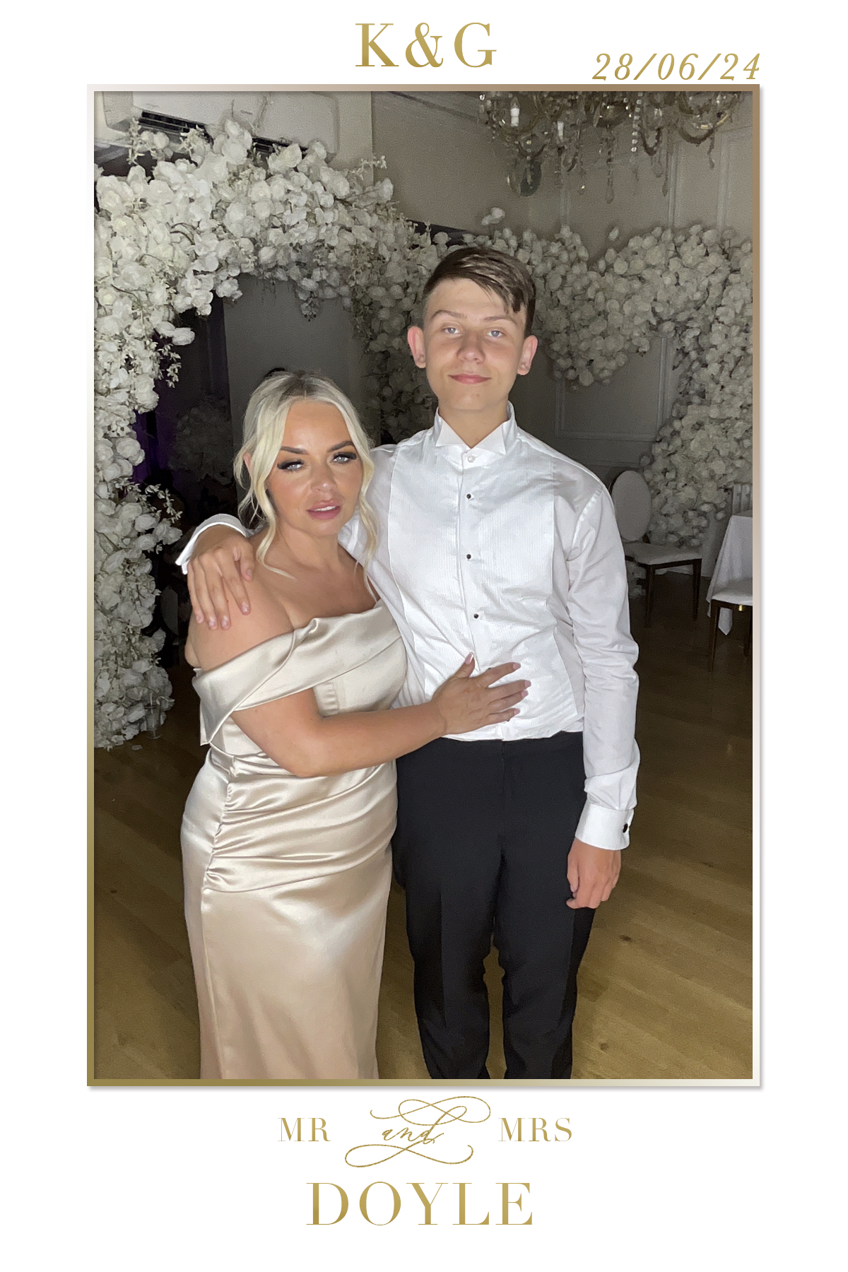 Kayleigh & Gary's Wedding | View more photos from the event at gallery.liverpoolselfiemirror.co.uk/u/LiverpoolSelfieMirror/Kayleigh-Garys-Wedding