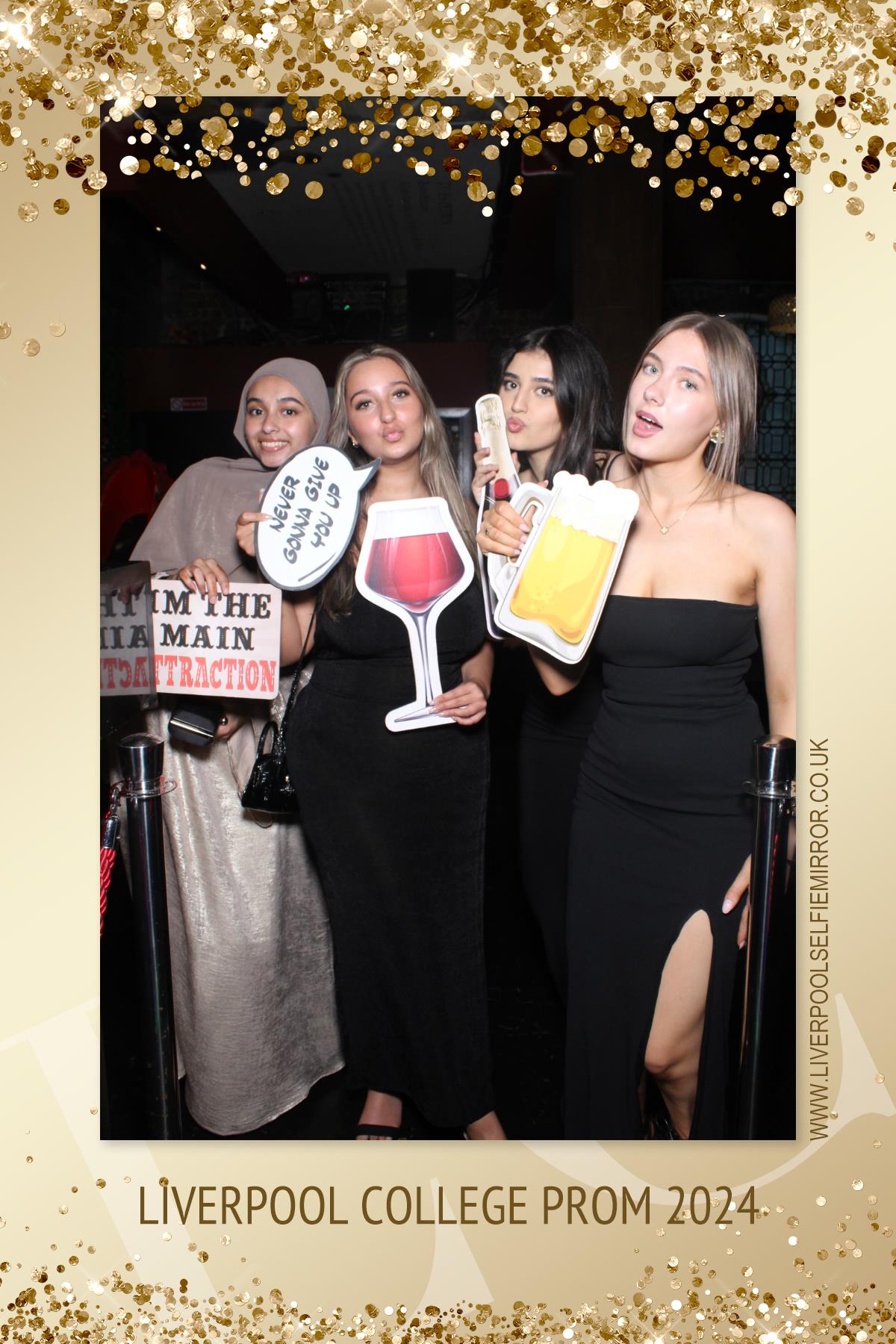 Liverpool College Sixth Form Prom | View more photos from the event at gallery.liverpoolselfiemirror.co.uk/u/LiverpoolSelfieMirror/Liverpool-College-Sixth-Form-Prom