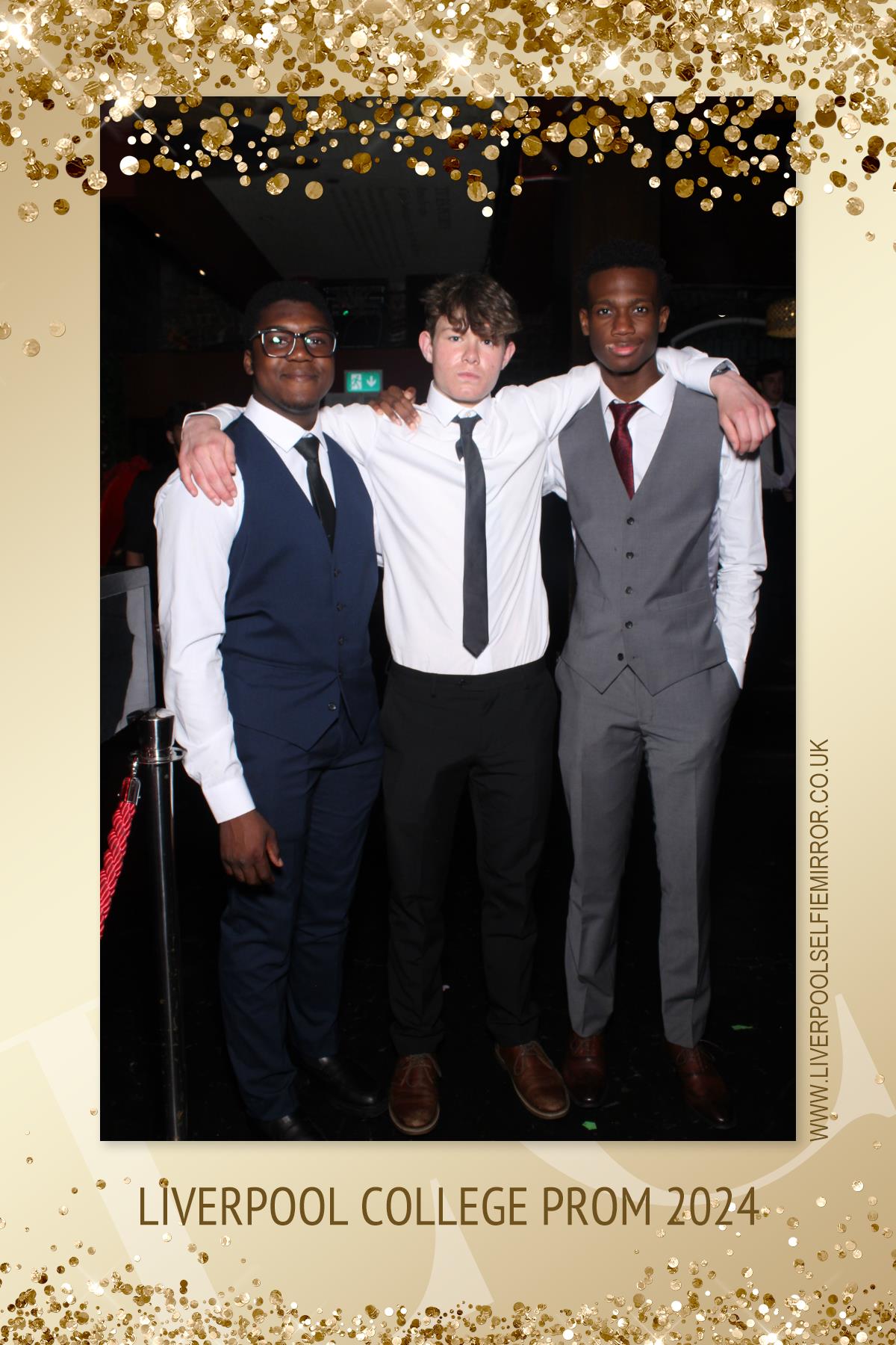 Liverpool College Sixth Form Prom | View more photos from the event at gallery.liverpoolselfiemirror.co.uk/u/LiverpoolSelfieMirror/Liverpool-College-Sixth-Form-Prom