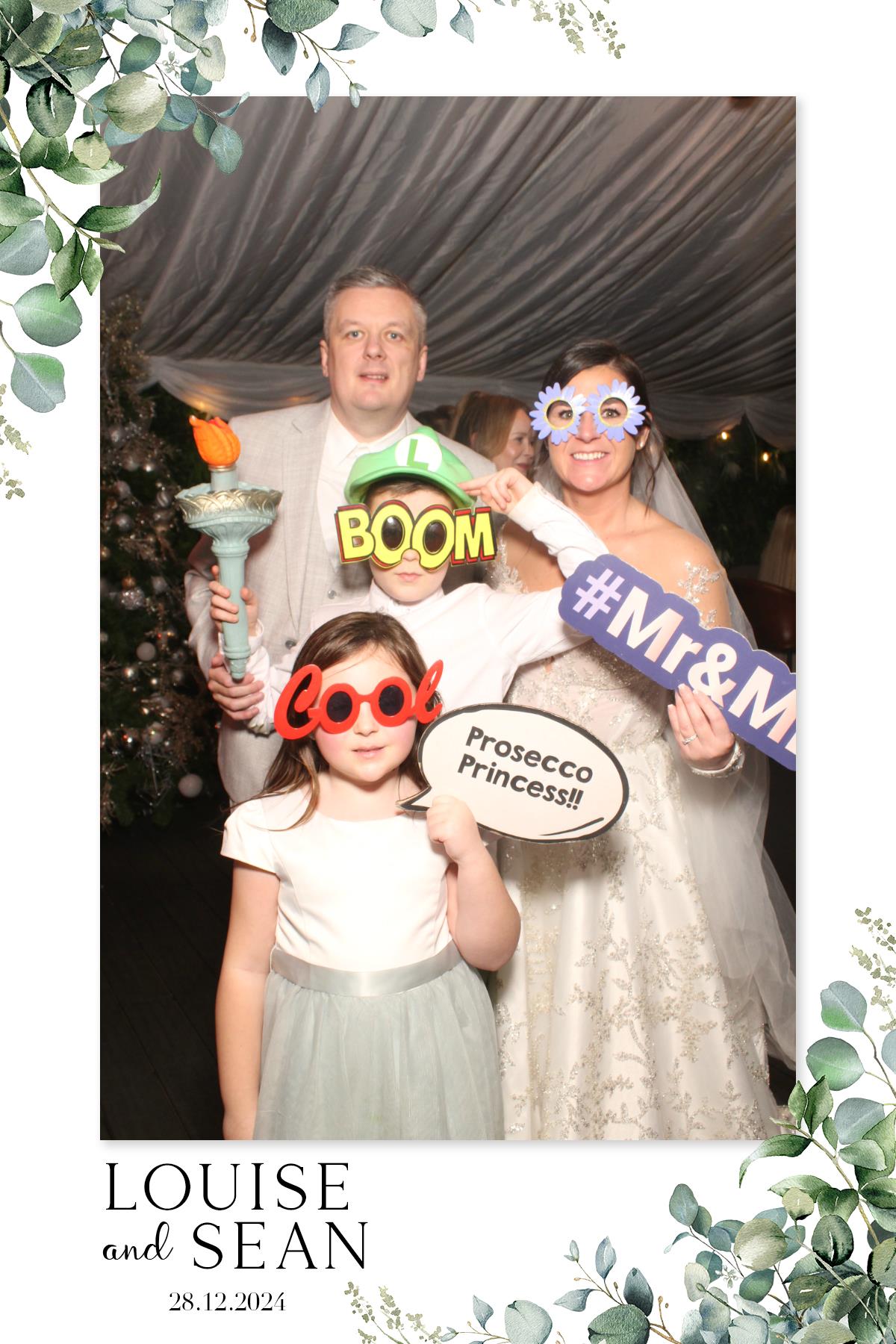 Louise & Sean's Wedding | View more photos from the event at gallery.liverpoolselfiemirror.co.uk/u/LiverpoolSelfieMirror/Louise-Seans-Wedding