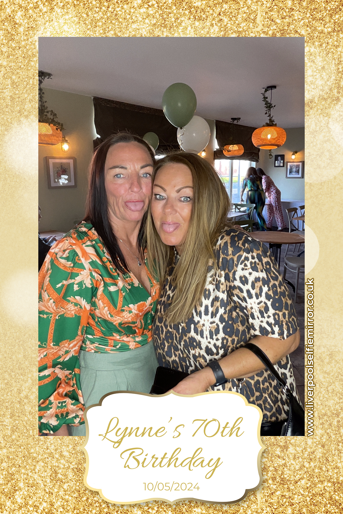 Lynne's 70th Birthday | View more photos from the event at gallery.liverpoolselfiemirror.co.uk/u/LiverpoolSelfieMirror/Lynnes-70th-Birthday