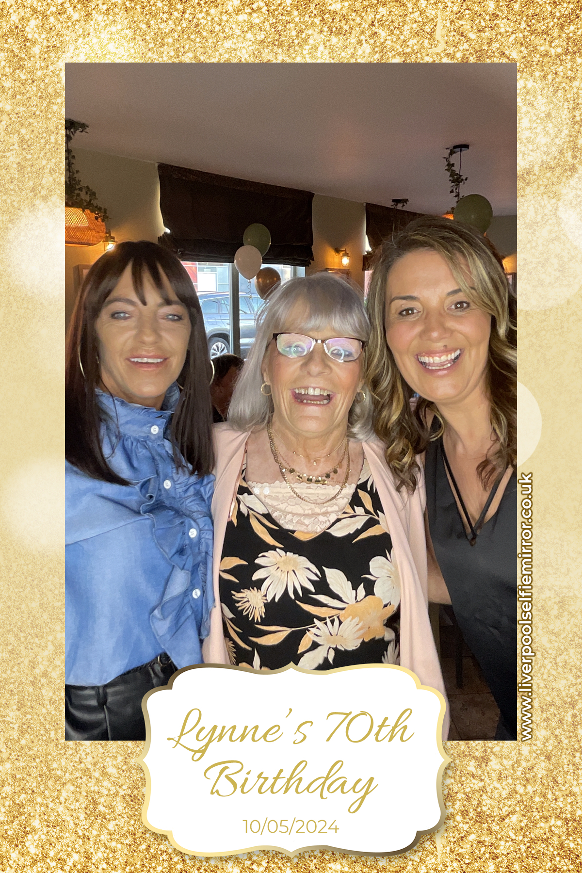 Lynne's 70th Birthday | View more photos from the event at gallery.liverpoolselfiemirror.co.uk/u/LiverpoolSelfieMirror/Lynnes-70th-Birthday