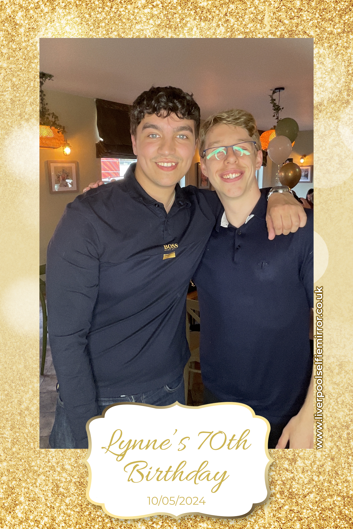 Lynne's 70th Birthday | View more photos from the event at gallery.liverpoolselfiemirror.co.uk/u/LiverpoolSelfieMirror/Lynnes-70th-Birthday